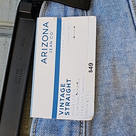 Arizona Jean Co Womens Size 15 Highest Rise Vintage Straight Jeans New - Picture 10 of 16